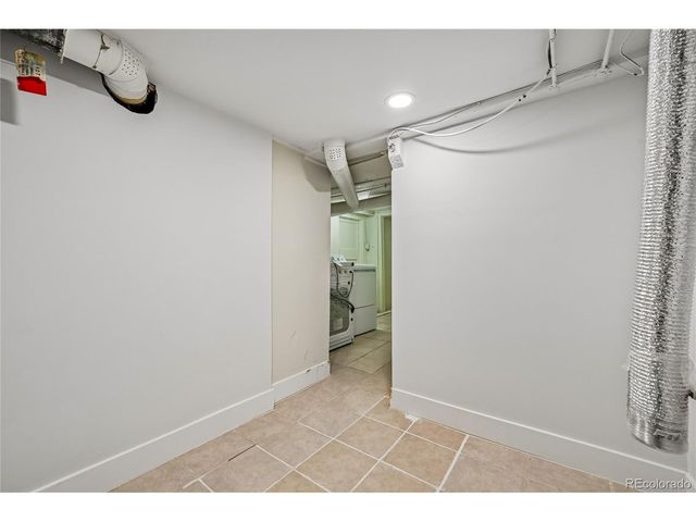 1568 Beeler St, Aurora, CO 80010