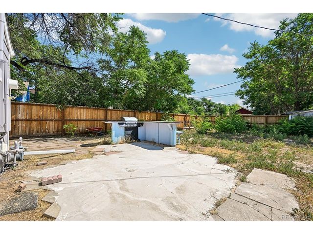 1568 Beeler St, Aurora, CO 80010