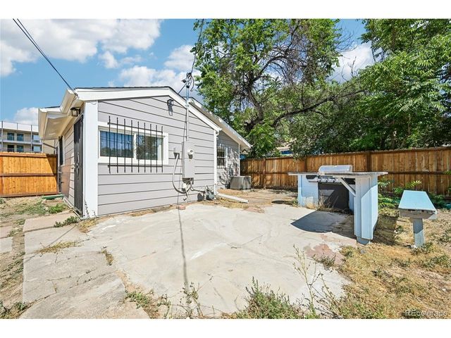 1568 Beeler St, Aurora, CO 80010