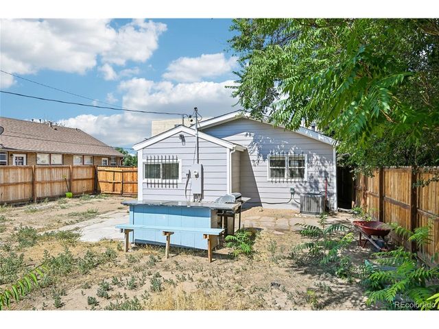 1568 Beeler St, Aurora, CO 80010