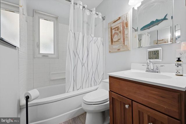 6944 PAWLING ST, Philadelphia, PA 19128