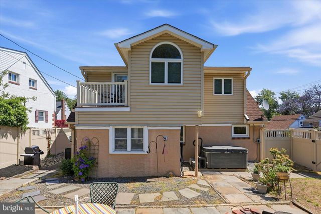 6944 PAWLING ST, Philadelphia, PA 19128