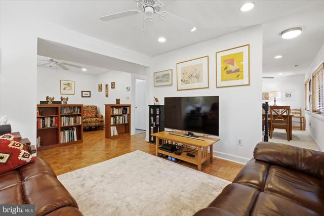 6944 PAWLING ST, Philadelphia, PA 19128