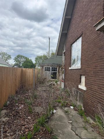 4420 Burns Street, Detroit, MI 48214