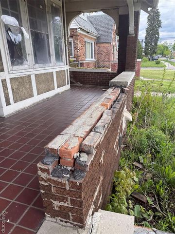 4420 Burns Street, Detroit, MI 48214