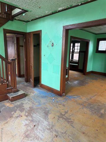 4420 Burns Street, Detroit, MI 48214