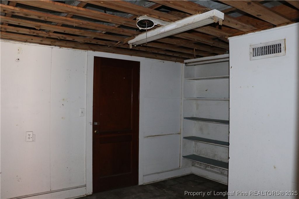 304 N Walnut Street, Lumberton, NC 28358 — photo 18