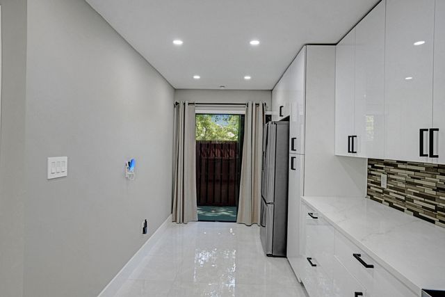 456 SE 14th Street, Dania Beach, FL 33004