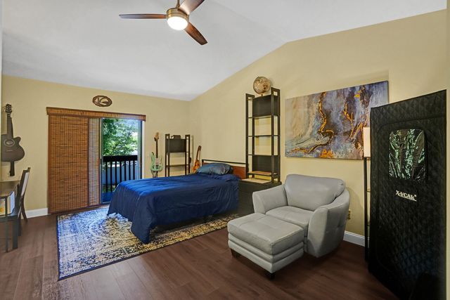 456 SE 14th Street, Dania Beach, FL 33004