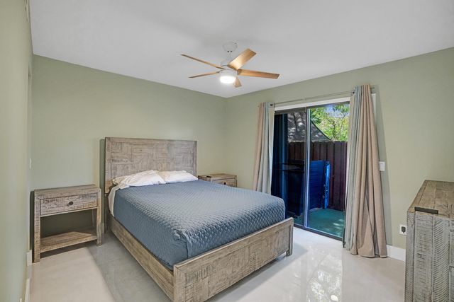 456 SE 14th Street, Dania Beach, FL 33004