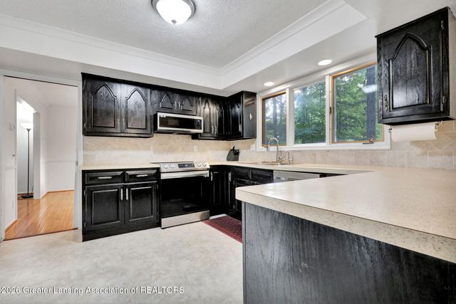 3890 Sheldrake Avenue, Okemos, MI 48864