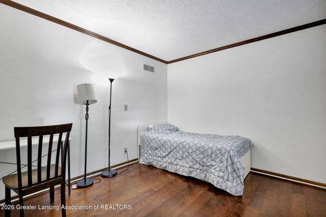3890 Sheldrake Avenue, Okemos, MI 48864