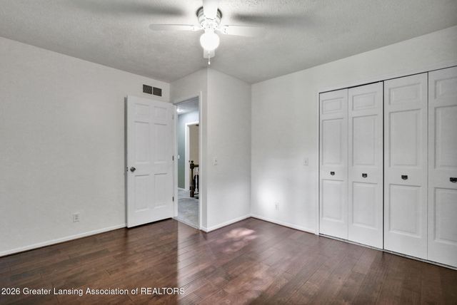 3890 Sheldrake Avenue, Okemos, MI 48864