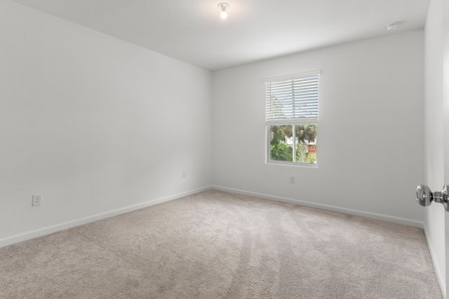 2405 88th Avenue, Vero Beach, FL 32966