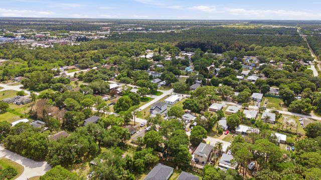 2405 88th Avenue, Vero Beach, FL 32966