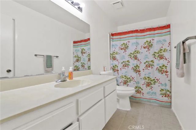 848 W Sierra Madre Avenue 1, Azusa, CA 91702