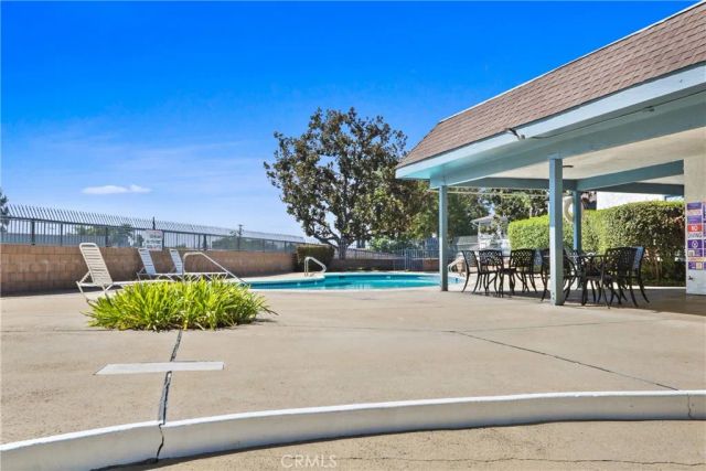 848 W Sierra Madre Avenue 1, Azusa, CA 91702
