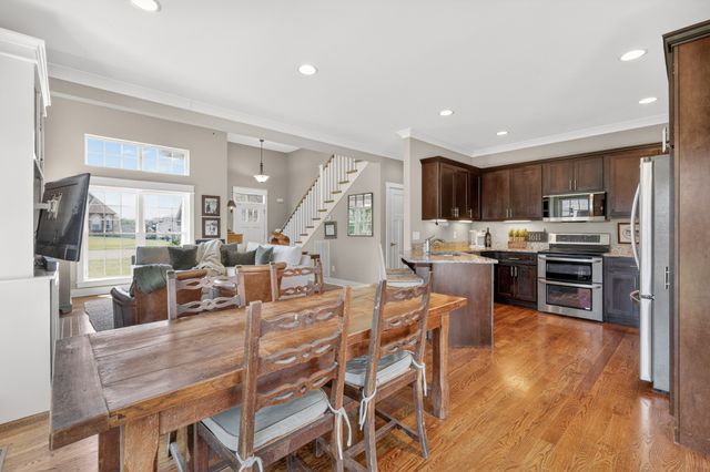 1825 Walking Dr, Murfreesboro, TN 37130