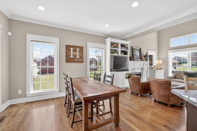 1825 Walking Dr, Murfreesboro, TN 37130