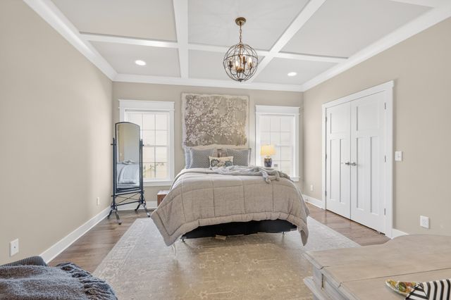 1825 Walking Dr, Murfreesboro, TN 37130