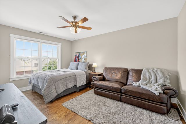 1825 Walking Dr, Murfreesboro, TN 37130