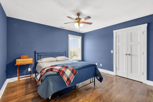 1825 Walking Dr, Murfreesboro, TN 37130