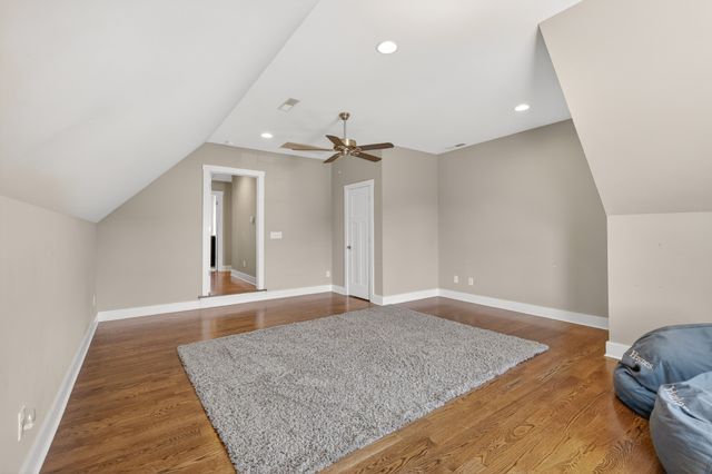 1825 Walking Dr, Murfreesboro, TN 37130