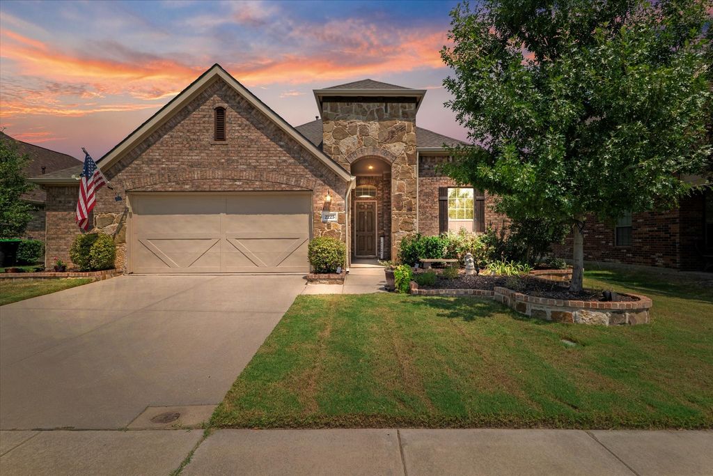 2225 Gregory Creek Drive, Little Elm, TX 75068