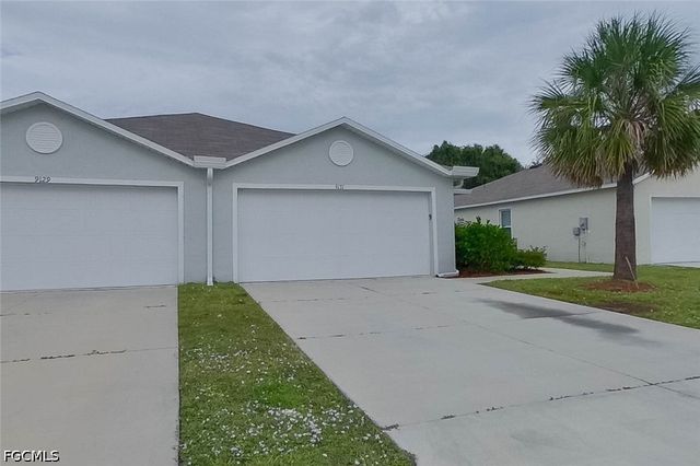 9131 Aegean CIR, Lehigh Acres, FL 33936