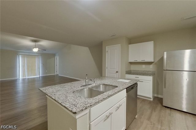 9131 Aegean CIR, Lehigh Acres, FL 33936