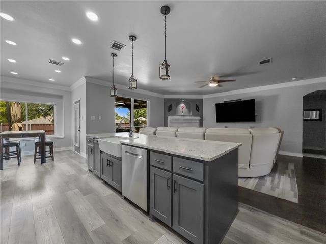 8409 Victory Street, Rowlett, TX 75089