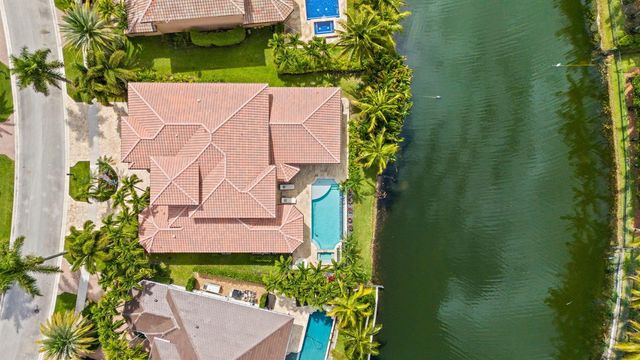 10241 Key Plum Street, Plantation, FL 33324