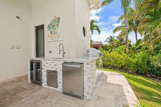 10241 Key Plum Street, Plantation, FL 33324