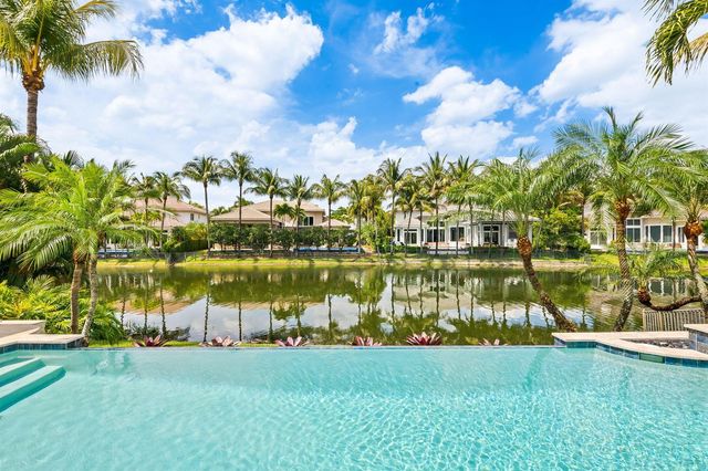 10241 Key Plum Street, Plantation, FL 33324