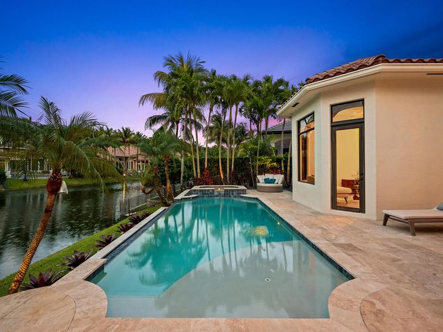 10241 Key Plum Street, Plantation, FL 33324