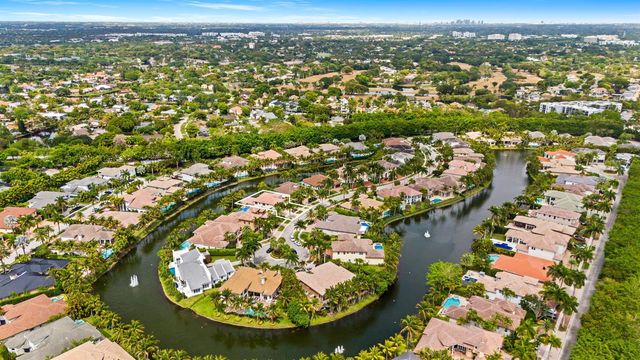 10241 Key Plum Street, Plantation, FL 33324