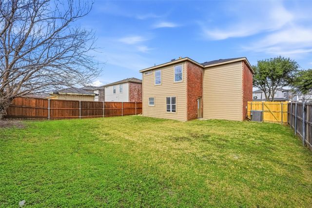 2524 Tan Oak Drive, Dallas, TX 75212