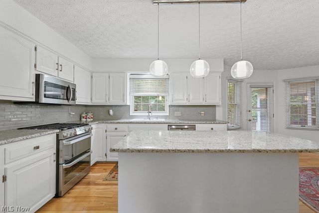 5826 Garth Circle NW, Canton, OH 44718