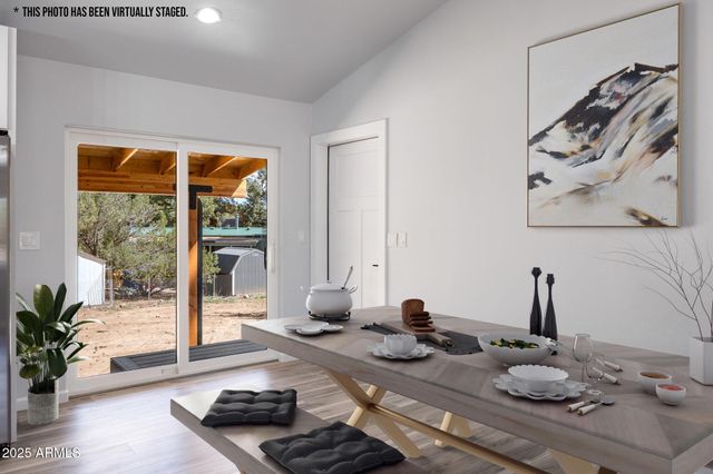 1982 Christmas Pine Drive, Overgaard, AZ 85933