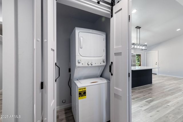 1982 Christmas Pine Drive, Overgaard, AZ 85933