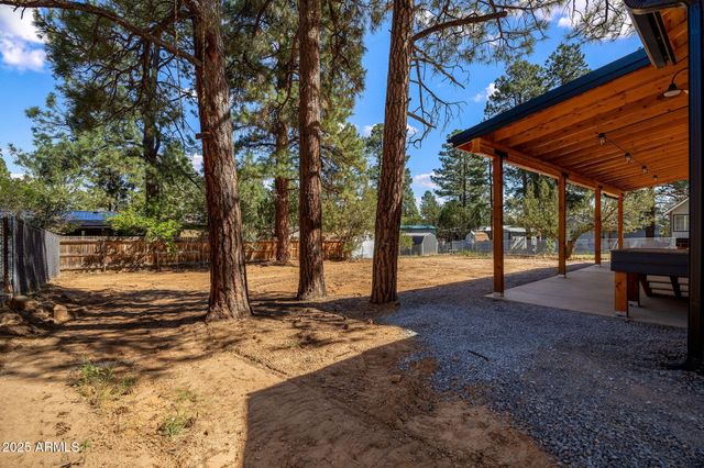 1982 Christmas Pine Drive, Overgaard, AZ 85933