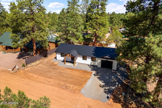 1982 Christmas Pine Drive, Overgaard, AZ 85933