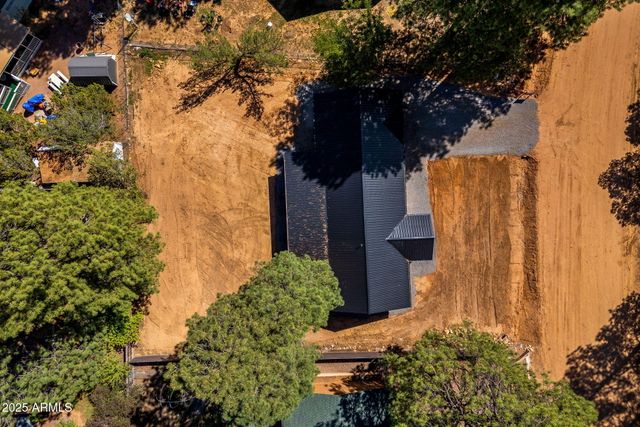 1982 Christmas Pine Drive, Overgaard, AZ 85933