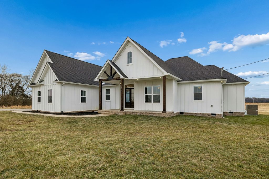 213 Jack Pickle Rd, Lewisburg, TN 37091