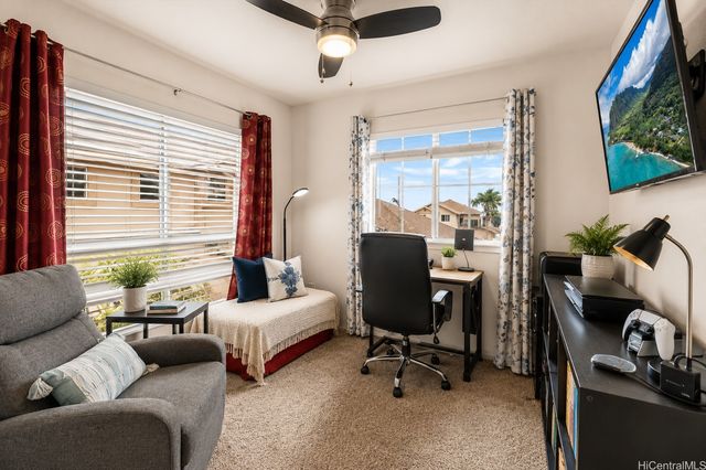 94-202 Loku Place 114, Waipahu, HI 96797