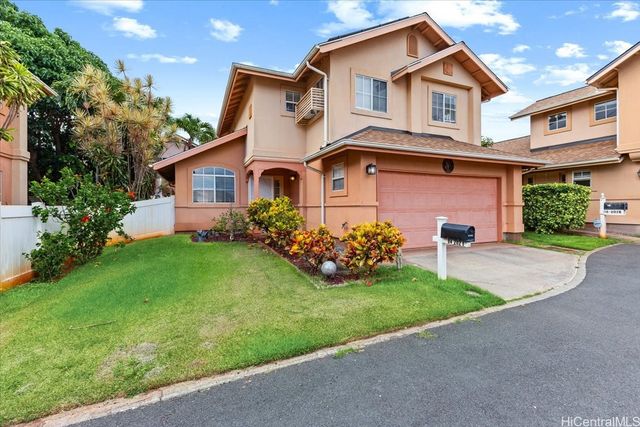 94-202 Loku Place 114, Waipahu, HI 96797