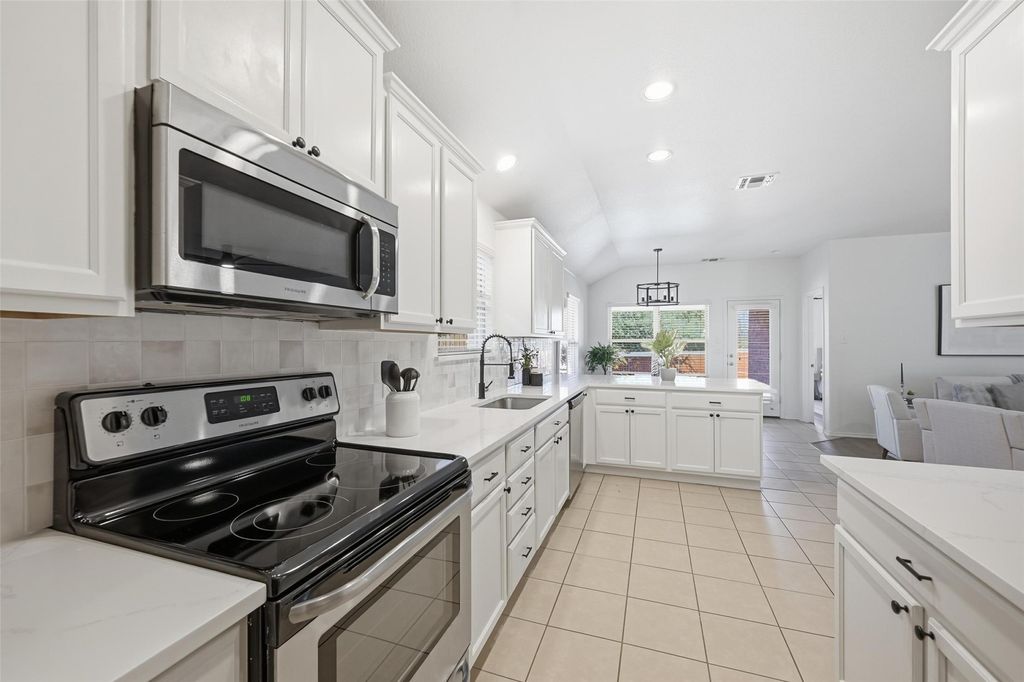 2314 Luscombe Lane, Anna, TX 75409