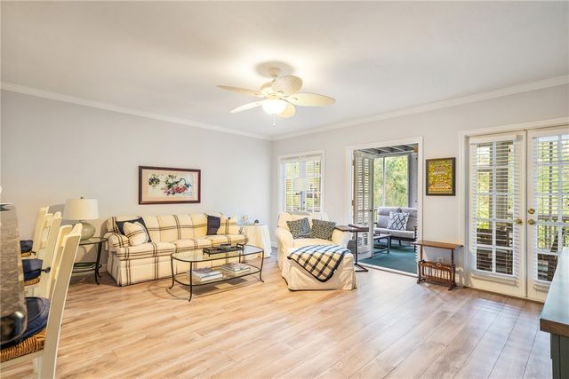 1275 Winding Oaks Circle E 703, Vero Beach, FL 32963