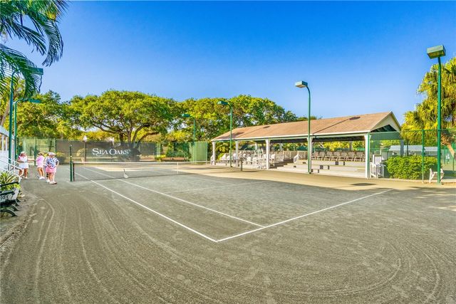 1275 Winding Oaks Circle E 703, Vero Beach, FL 32963