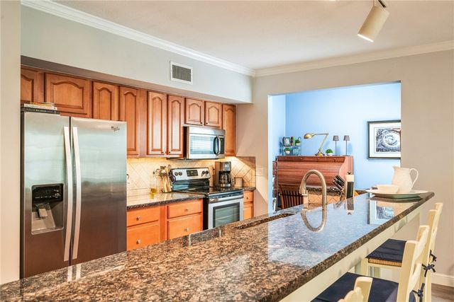 1275 Winding Oaks Circle E 703, Vero Beach, FL 32963